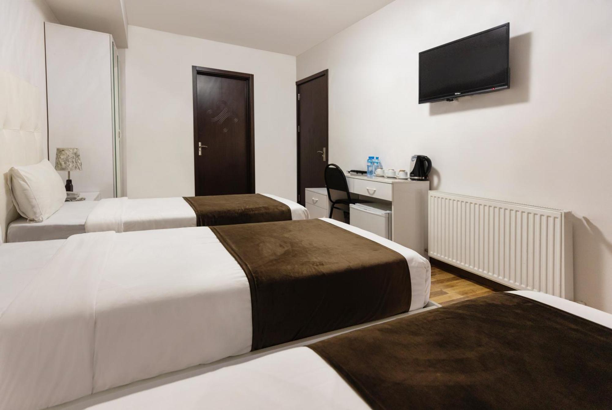 Hotel Grand Palace Tbilisi Zimmer foto