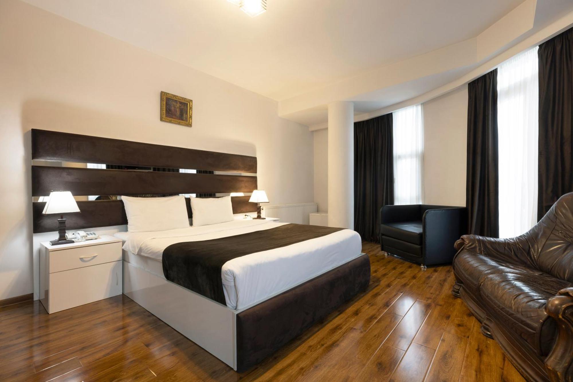 Hotel Grand Palace Tbilisi Zimmer foto